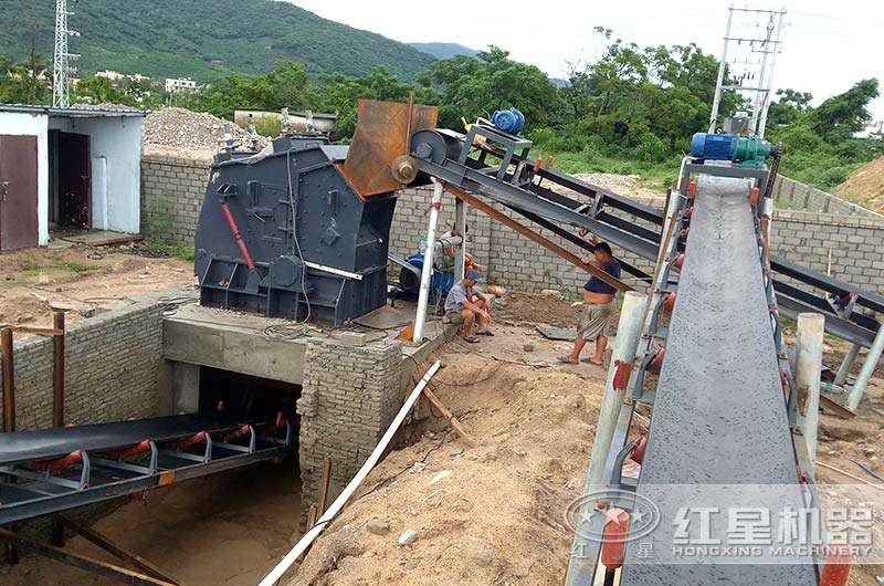 山東濟南大理石破碎加工現場 山東濟南大理石破碎加工現場